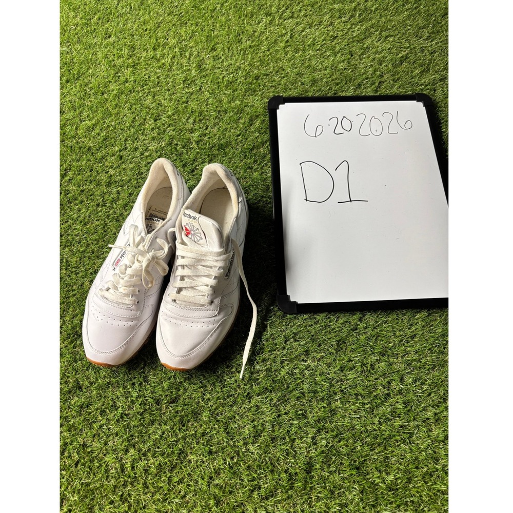 Reebok Classic Leather White Gum Sole Women 11 Men 10 Retro‎ Sneaker 059503